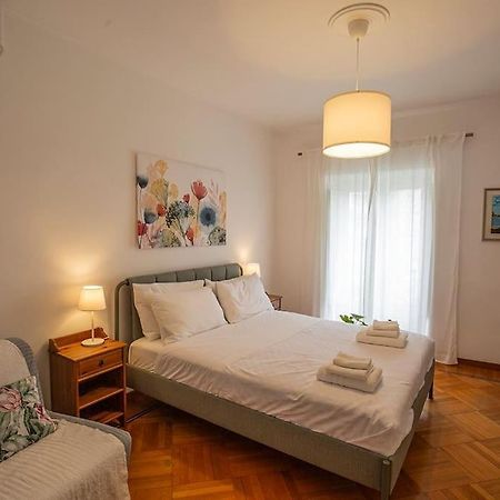 Dimora Al Colosseo, 2 Bedrooms Roma Dış mekan fotoğraf