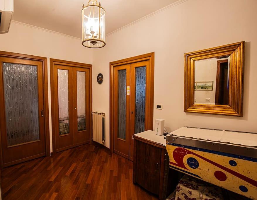 Dimora Al Colosseo, 2 Bedrooms Roma Dış mekan fotoğraf
