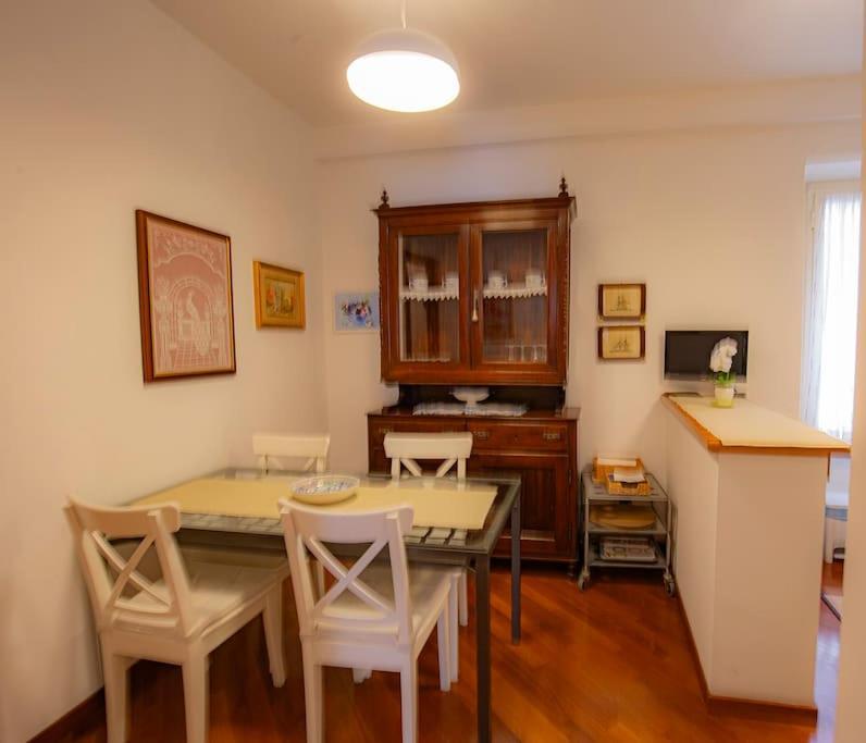 Dimora Al Colosseo, 2 Bedrooms Roma Dış mekan fotoğraf