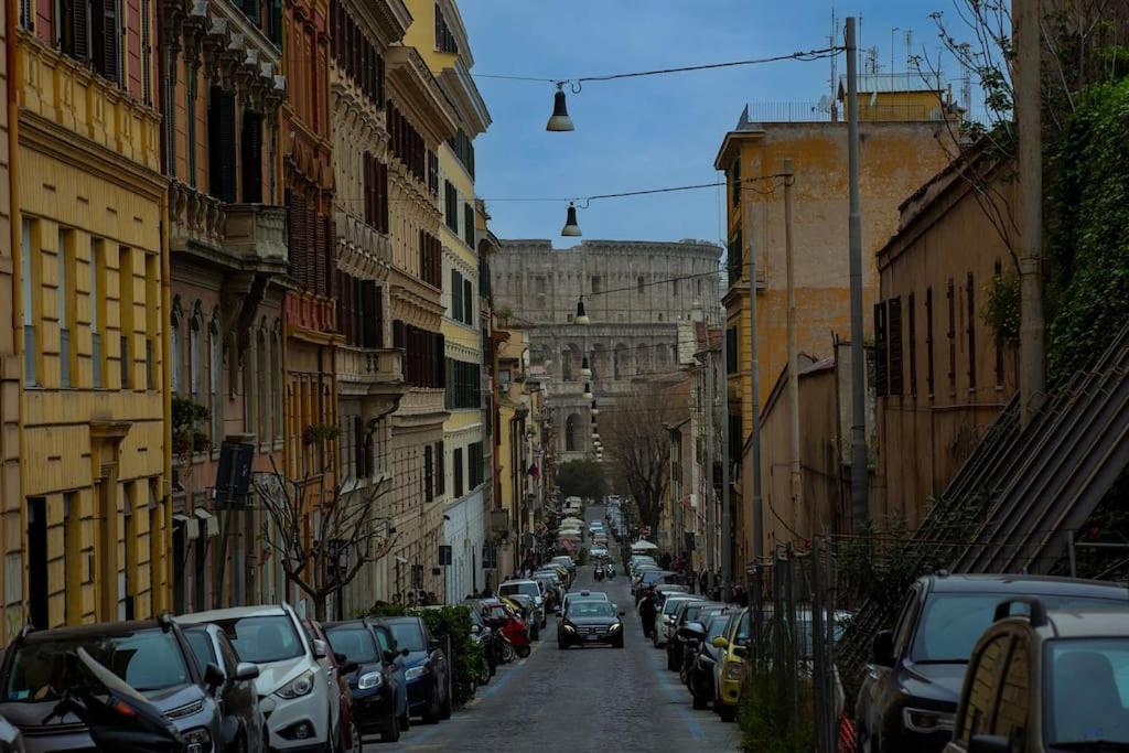 Dimora Al Colosseo, 2 Bedrooms Roma Dış mekan fotoğraf